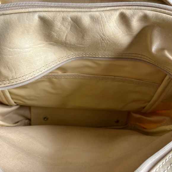 Vintage Pastel Yellow Samsonite Travel Bag - Picture 6 of 10